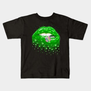 Green Lips Sexy Irish Rainbow Leopard Shamrock St Patricks Day Kids T-Shirt